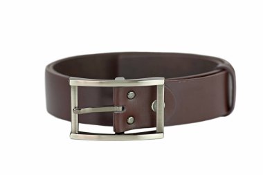 Erkek deri kemer. Beyaz arka plan üzerinde izole