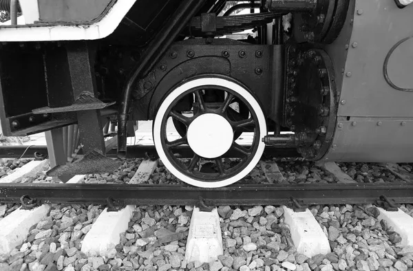 Manivela de locomotora de vapor y varilla de conexión, estilo filtrado de imagen retro — Foto de Stock