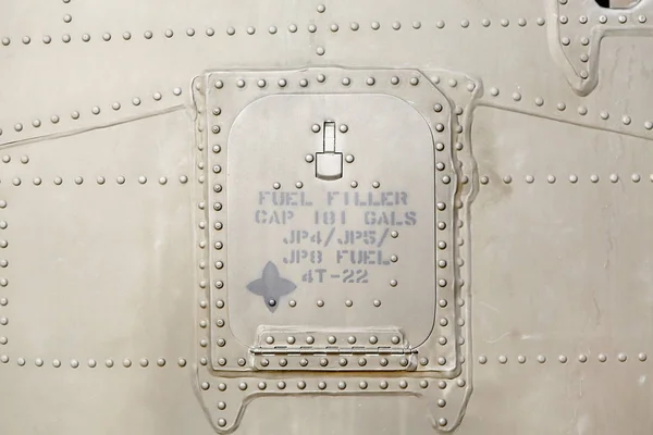Металева поверхня військових літаків — стокове фото