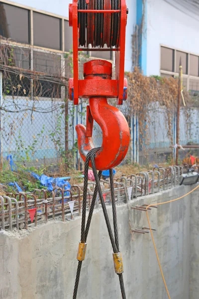 Construction crane hook — Stock Photo, Image