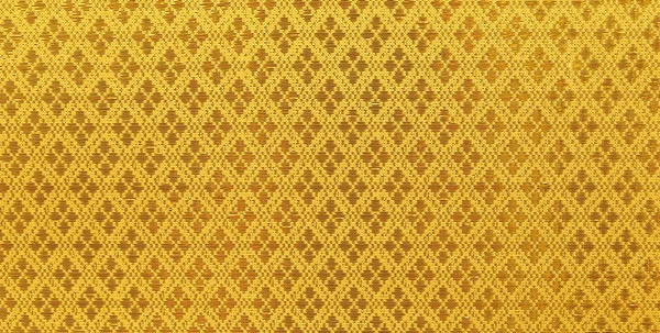 Tay ipek üzerinde şeritler