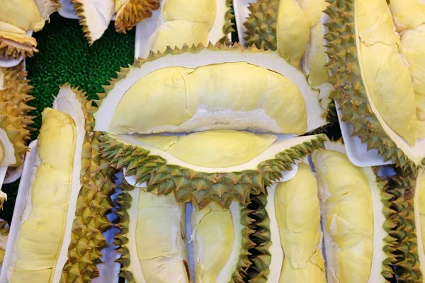 Durian, bir kral meyvedir. Popüler tropikal meyve Güney Doğu Asya'da olduğunu
