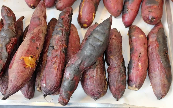 Cartofi dulci japonezi arși — Fotografie, imagine de stoc