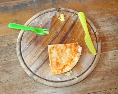 Gıda Atık, parça plaka üzerinde pizza kalıntılarının