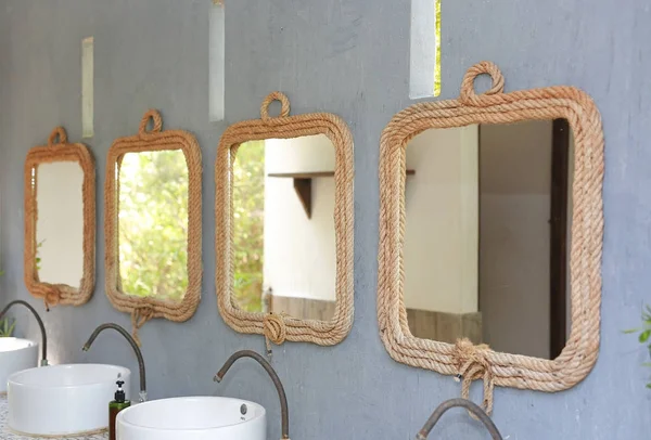 Un vaso en el baño — Foto de Stock