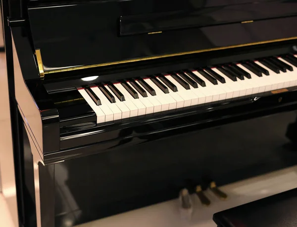 Sfondo Tastiera Pianoforte Con Messa Fuoco Selettiva — Foto Stock