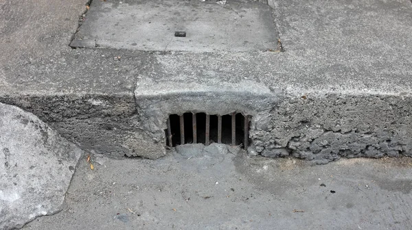 Drain Gutter Road Next Pavement Showing Curb — Stock Photo, Image