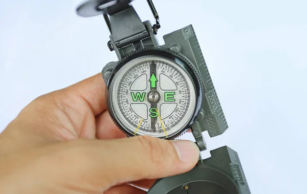 Männerhand Mit Militärischem Kompass — Stockfoto