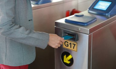 Elektronik geçmek için Bangkok toplu taşıma sistemi