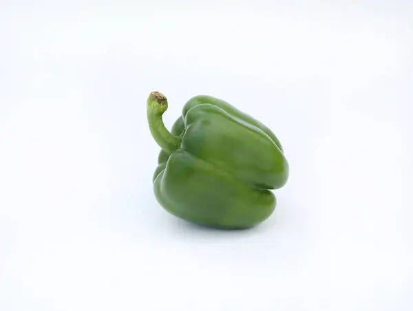 Pimiento Verde Aislado Sobre Fondo Blanco — Foto de Stock