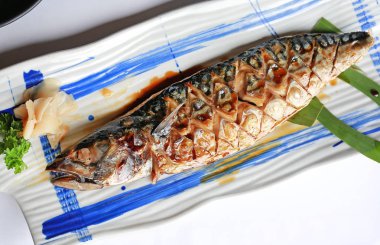 Teriyaki soslu ızgara Saba balık.