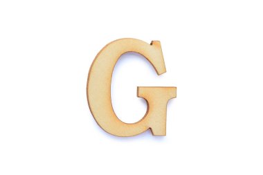 Alfabe harfi ahşap yazı tipi, beyaz arka planda gölgelenmiş. İngilizce düz tahta karakter G.