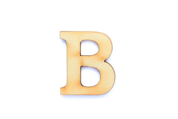 字母字母木制字体 阴影隔离在白色背景之上 英式扁木字符B — 图库照片