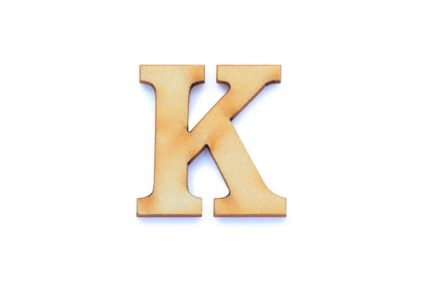 字母字母木制字体 阴影隔离在白色背景之上 英式平木字K — 图库照片