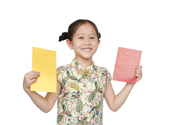 Glückliches Kleines Asiatisches Mädchen Mit Cheongsam Lächelnd Und Mit Goldenem — Stockfoto