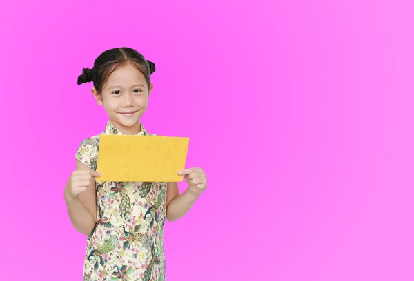 Gott Nytt För Kina Porträtt Asiatisk Liten Flicka Bär Cheongsam — Stockfoto