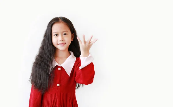 Retrato Menina Bonita Vestido Vermelho Com Sorriso Expressão Mão Segurando — Fotografia de Stock