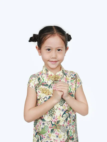 Krásná Asijské Holčička Sobě Cheongsam Úsměvem Přivítat Gesto Slaví Šťastný — Stock fotografie