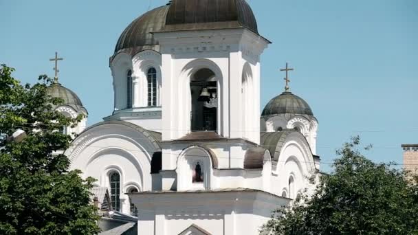 Polotsk, Fehéroroszország. Komplex kolostor Szent Euphrosyne Polotsk ortodox egyház magasztos Szent Kereszt és átalakítása Úr — Stock videók