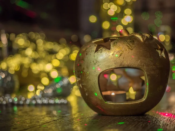 Kerst Kaars Donkere Achtergrond Met Bokeh — Stockfoto