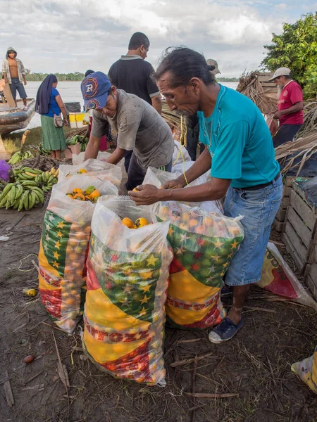 Trh v Amazonii — Stock fotografie