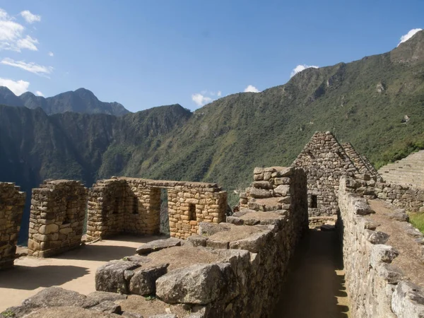 Machu Picchu Perú Mayo 2016 Caminando Dentro Las Ruinas Machu — Foto de Stock