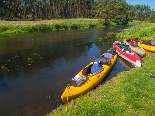 Excursão de canoagem — Fotografia de Stock