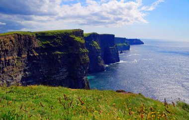 İrlanda 'daki Moher Kayalıkları