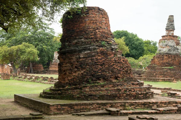 Viagem de ida e volta em julho 2017 - Ayutthaya - Wat Phra Sri Sanpet — Fotografia de Stock