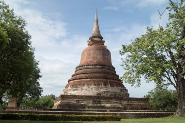 Sukhothai 'deki tarihi parkın kalıntıları.