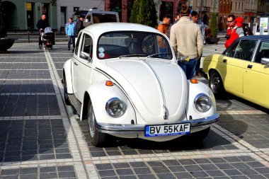 Pazar Square.Typical kentsel peyzaj şehrin Brasov, Transilvanya, Romanya, ülkenin merkezinde bulunan bir ilçedir. 300.000 nüfuslu.