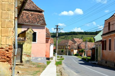 Tipik kentsel lkandcsape şehirde Biertan, Transilvanya, Romanya.