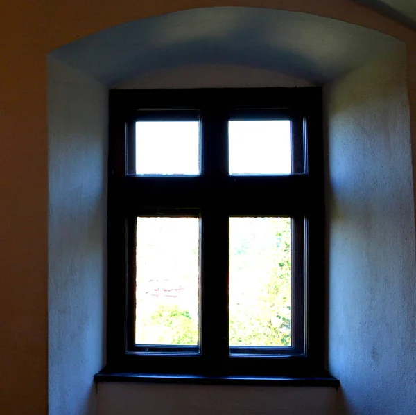 Вікно Замку Висівки Будинок Дракули Трансільванії Середньовічний Замок Бран Який — стокове фото