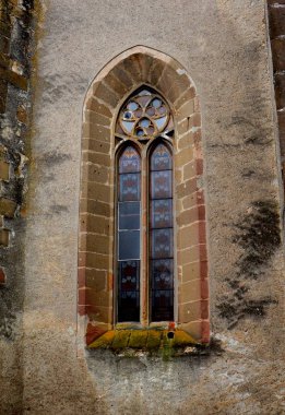 Avlu müstahkem ortaçağ kilise Ghimbav, Transilvanya, Romanya