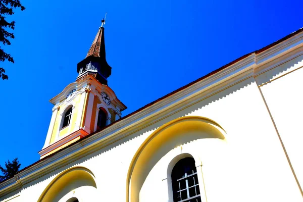Viscri Kirchenburg Von Deutschweikirch ルーマニア トランシルバニアの要塞化されたサクソン中世教会 創建は約 1100 年の広告 — ストック写真