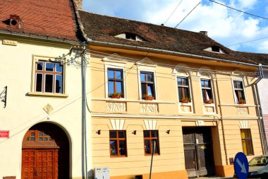 Pazar Meydanı. Tipik kentsel peyzaj şehir Sibiu, Transilvanya, Romanya