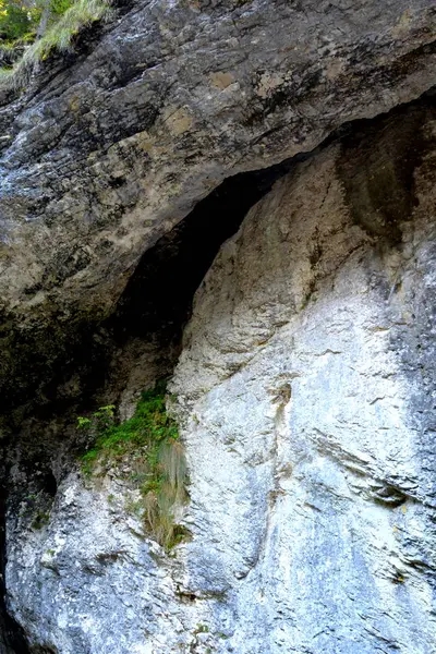 Cueva Ionele Montañas Apuseni Transilvania Que Pertenece Los Cárpatos Rumanos — Foto de Stock