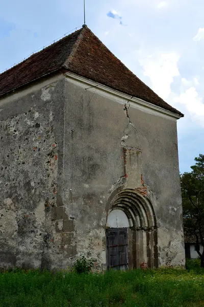 Укрепленная Средневековая Саксонская Церковь Унгре Коммуна Округе Браов Румыния Находится — стоковое фото