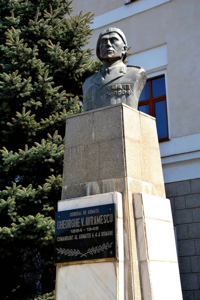 Statue Comme Décor Sur Les Places Ville Paysage Urbain Dans — Photo