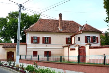 Köyün Cristian, Brasov İlçesi, Transilvanya tipik kırsal manzara ve köylü evleri