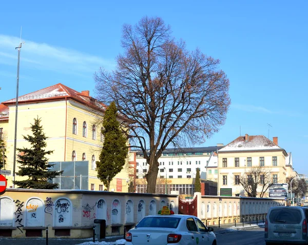 Paisagem Urbana Típica Cidade Brasov Uma Cidade Situada Transilvânia Romênia — Fotografia de Stock