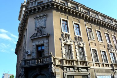 Bükreş 'in merkezinde tipik kentsel peyzaj-Bucuresti. Charest Romanya 'nın başkenti. Bükreş 3 milyon nüfusu ve birçok tarihsel kalıntıları var.