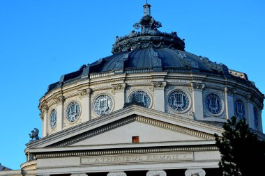Bükreş 'in merkezinde tipik kentsel peyzaj-Bucuresti. Charest Romanya 'nın başkenti. Bükreş 3 milyon nüfusu ve birçok tarihsel kalıntıları var.