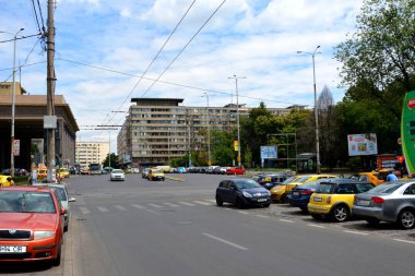 Bükreş 'in merkezinde tipik kentsel peyzaj-Bucuresti. Charest Romanya 'nın başkenti. Bükreş 3 milyon nüfusu ve birçok tarihsel kalıntıları var.