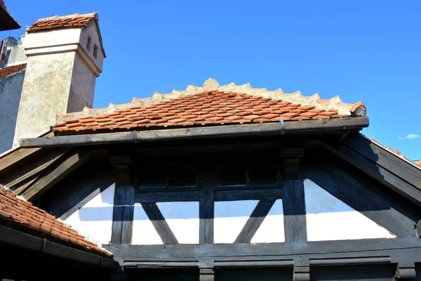 Bran castle, home of Dracula, Brasov, Transylvania — Stock Photo, Image