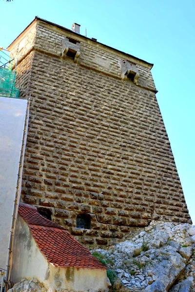 Castillo de salvado, hogar de Drácula, Brasov, Transilvania — Foto de Stock