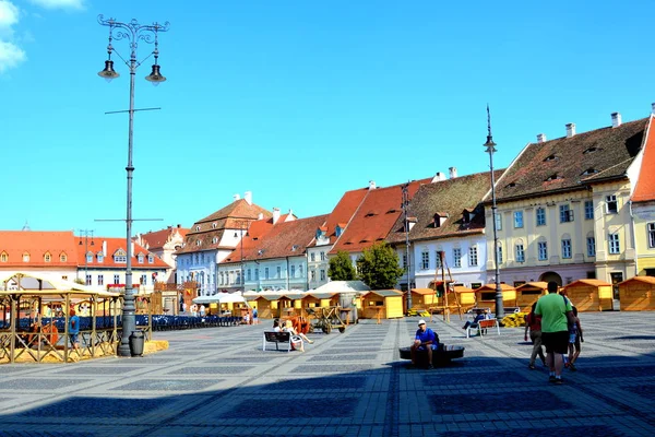 Market Square. Tipikus városi táj, a város Nagyszeben, Transylvania — Stock Fotó