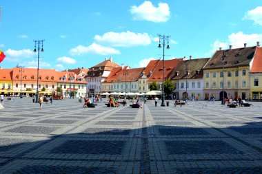 Pazar Meydanı. Tipik kentsel peyzaj şehir Sibiu, Transilvanya