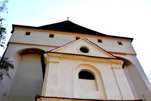 Iglesia medieval fortificada de Saxon Saschiz Keisd, Transilvania — Foto de Stock