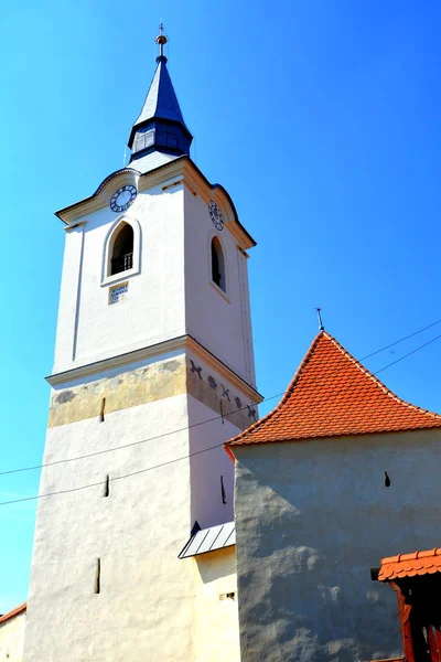 强化中世纪教会的 Dirjiu，特兰西瓦尼亚 — 图库照片